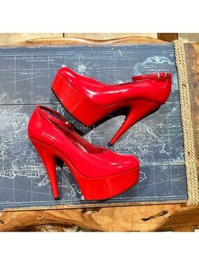 Red Patent Platform Heels | Jante | Size 8